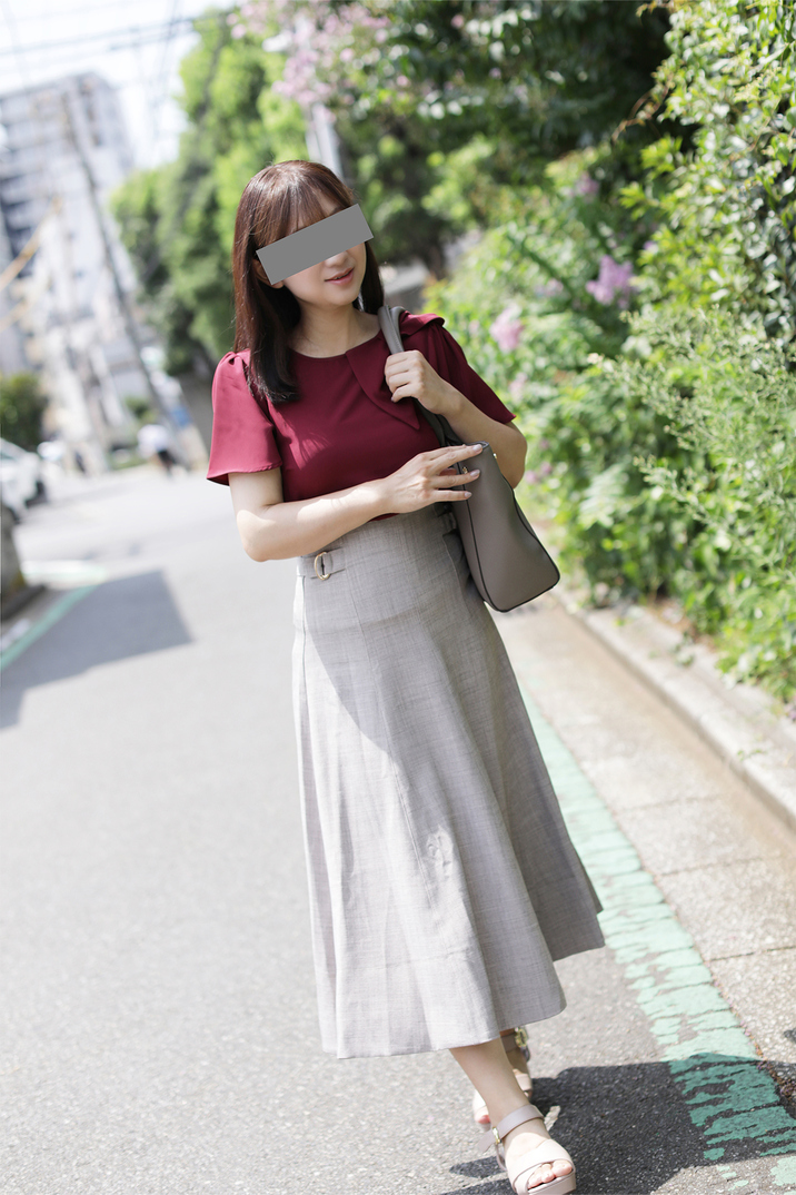 墨田区在住E子(37) T154 B88(D) W60 H89